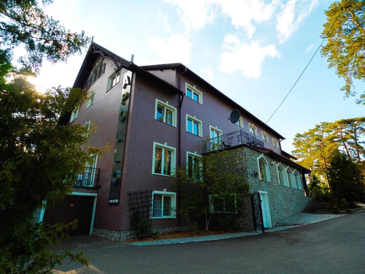 "Apollo" - Domki, Apartamenty I Pokoje Z Klimatyzacja Krynica Morska Exterior photo