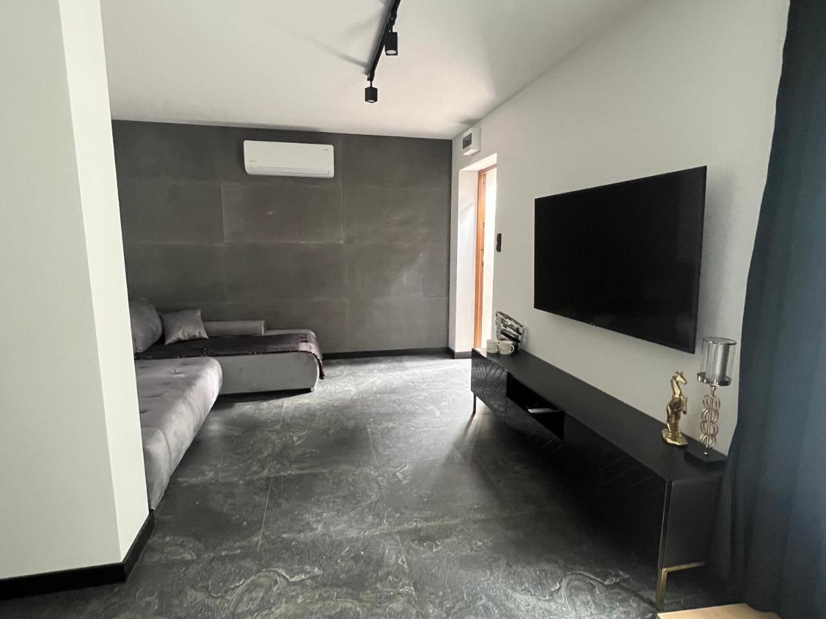 "Apollo" - Domki, Apartamenty I Pokoje Z Klimatyzacja Krynica Morska Exterior photo